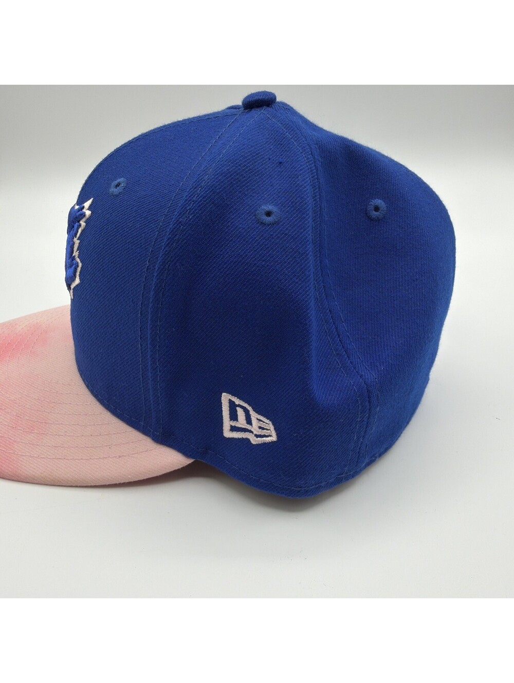 Toronto Blue Jays New Era Mother's Day On-Field 7 3/8 Fitted Hat - Royal/Pink - Picture 2 of 5
